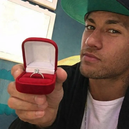 :neymar-ring: